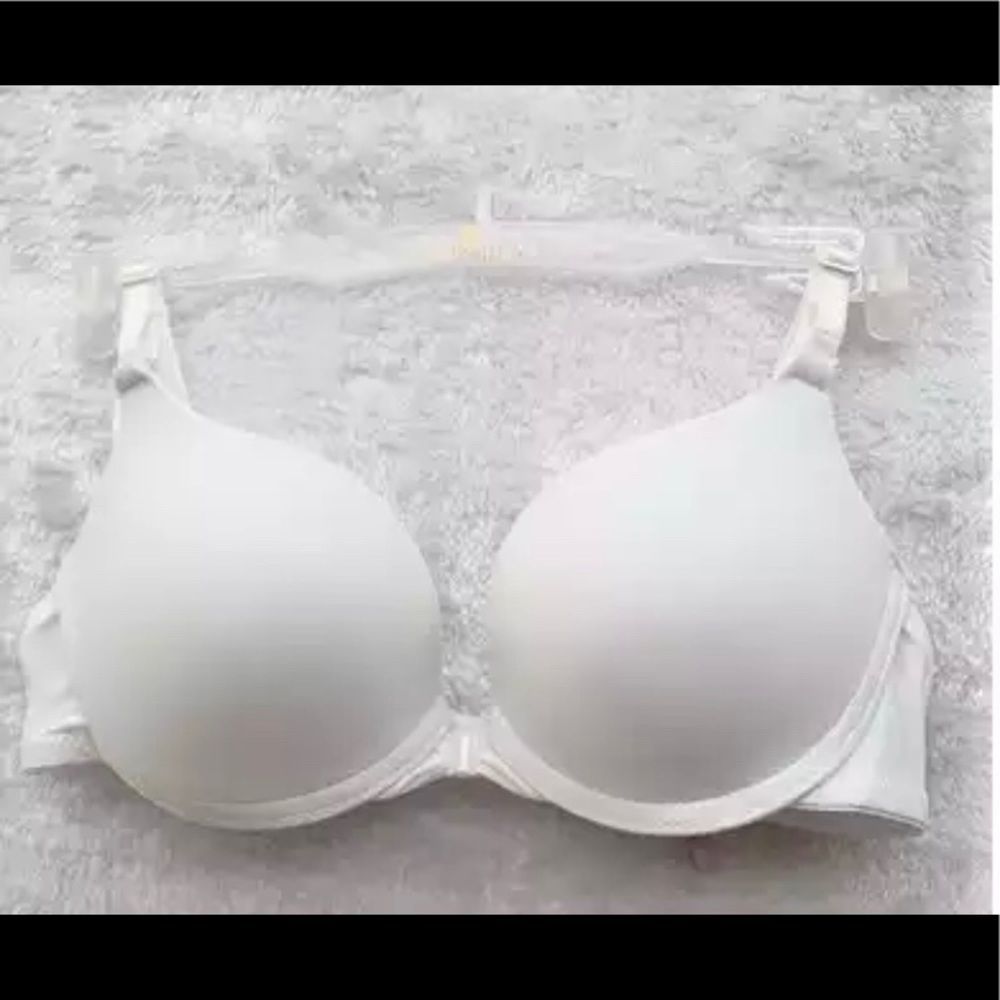 Clasp Front Bra - Picture 2 of 10